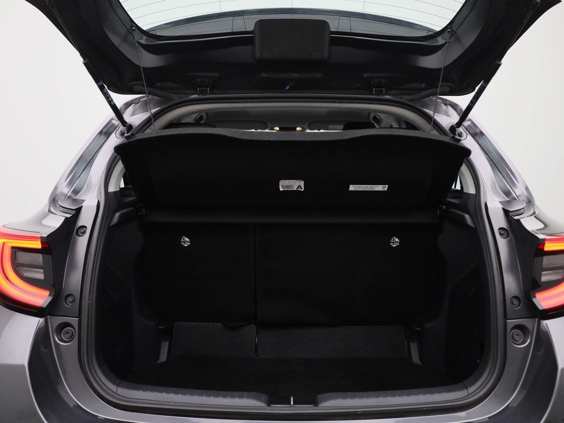 Toyota Yaris 1.5 Hybrid Business Plus
