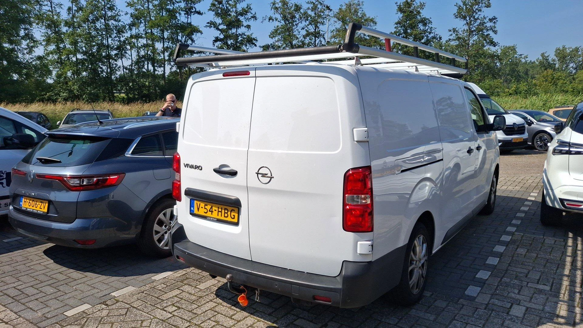 Opel-Vivaro-image-3
