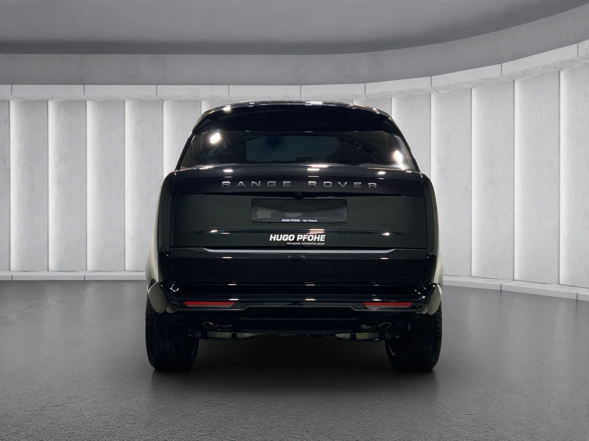 Land Rover-Range Rover-image-2