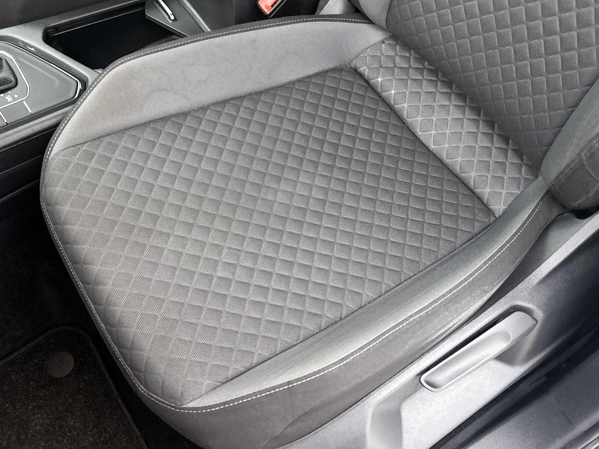 Volkswagen-Tiguan-image-15