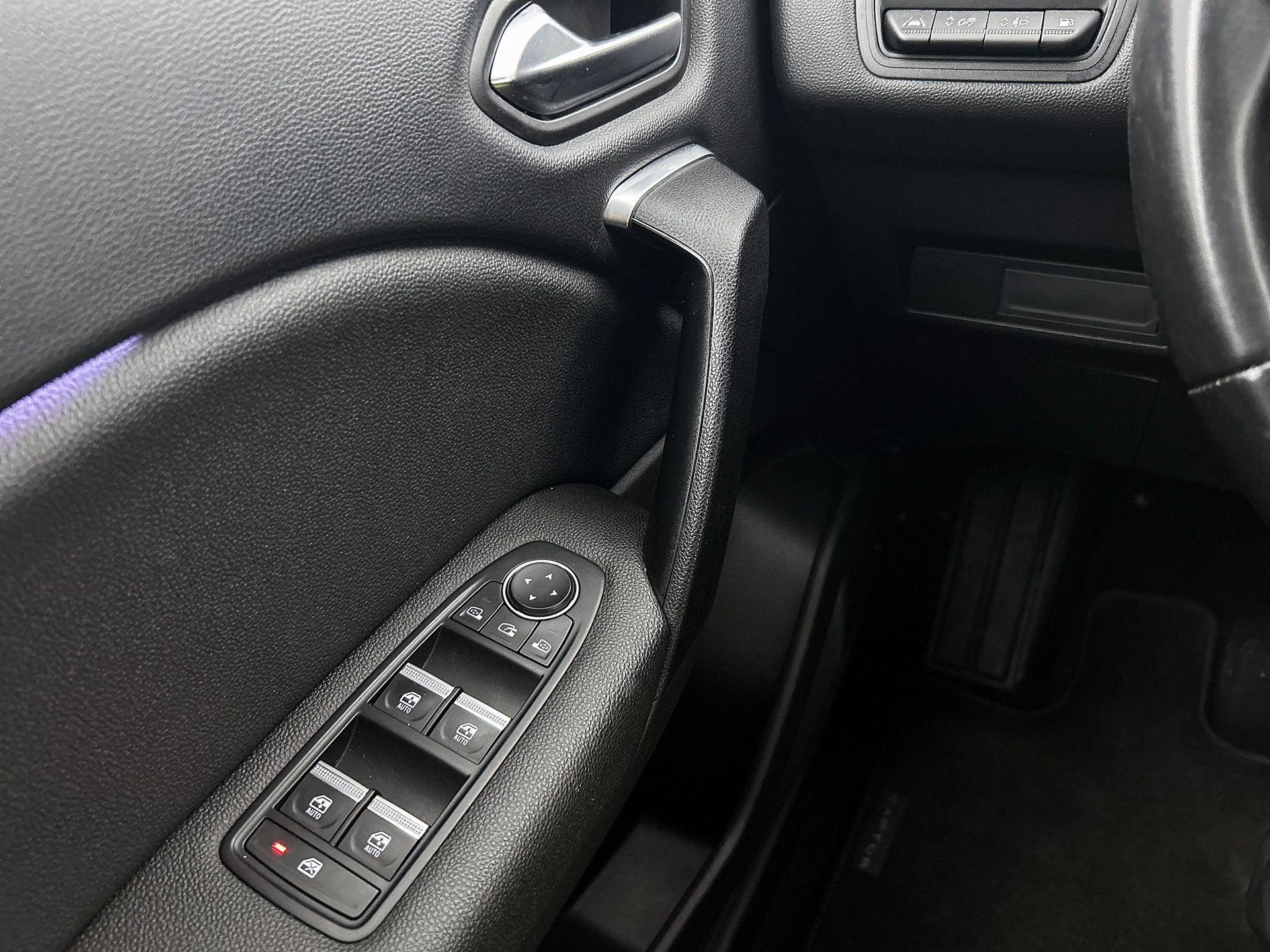 Renault-Captur-image-33