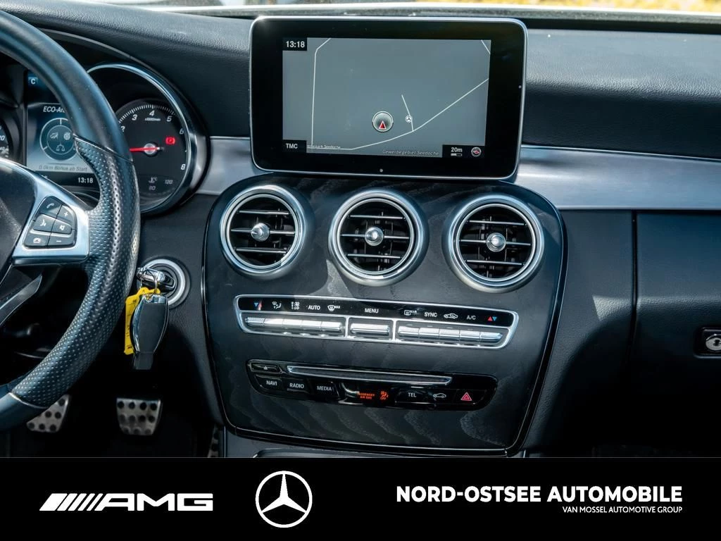 Mercedes-Benz C-Klasse 180 Coupé AMG COMAND LED TEMPO KAMERA AMG Line