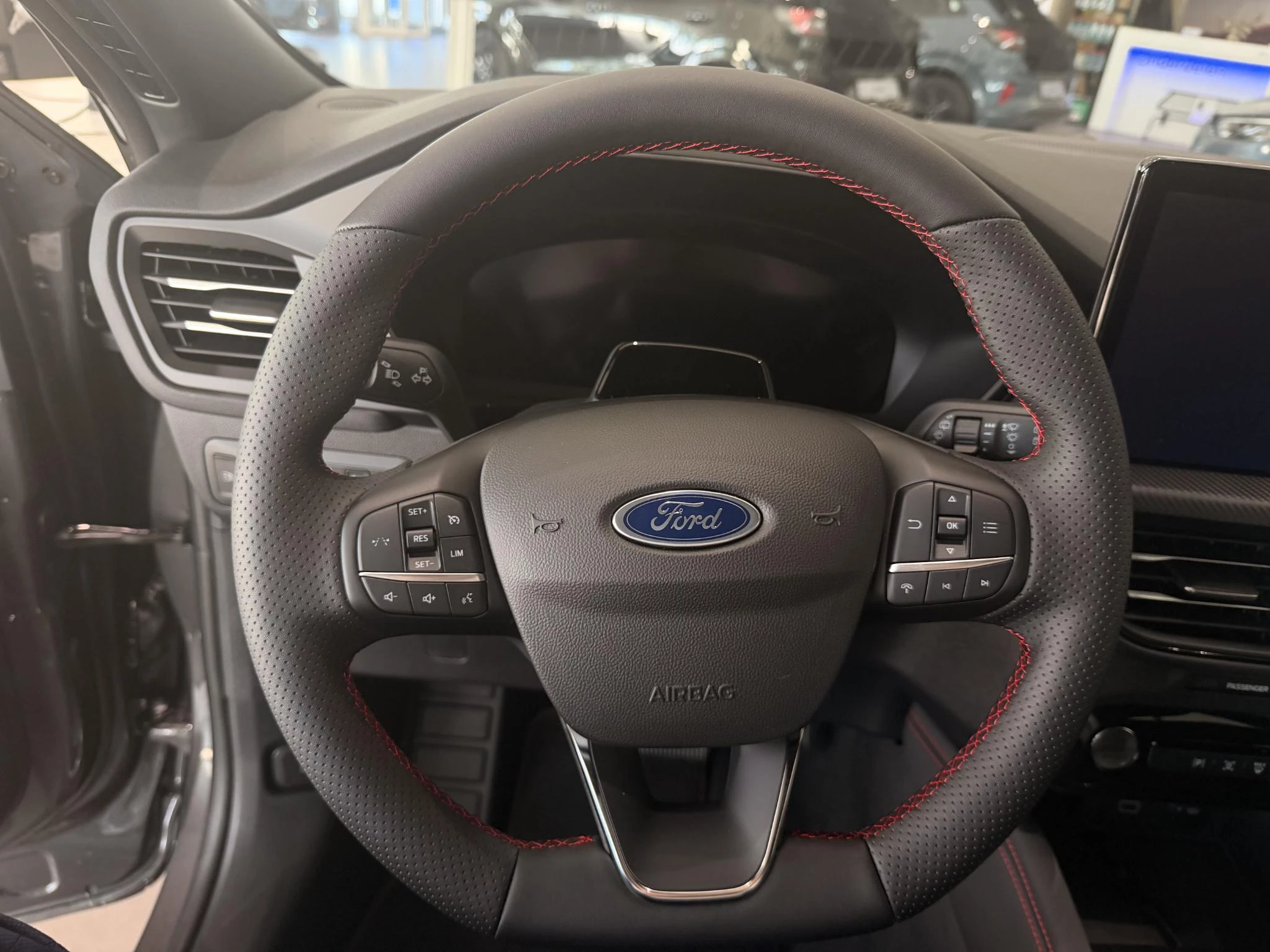 Ford Kuga St- Line