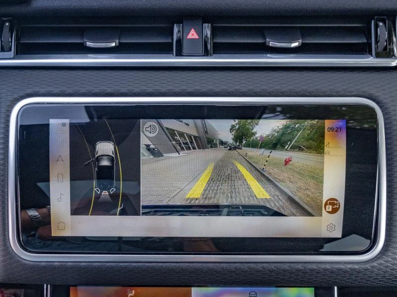 Land Rover-Range Rover Velar-image-29