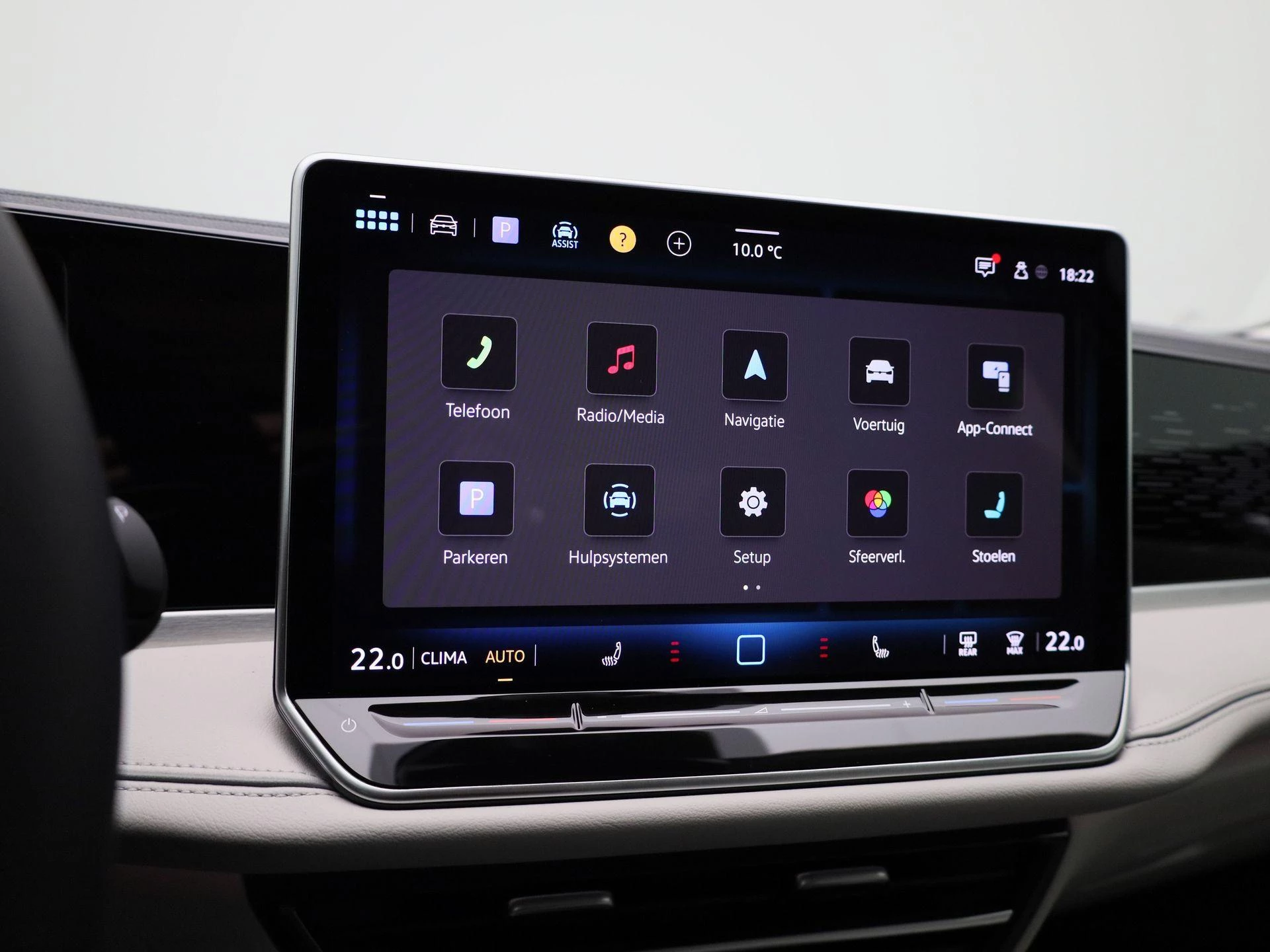 Volkswagen-Passat-image-28