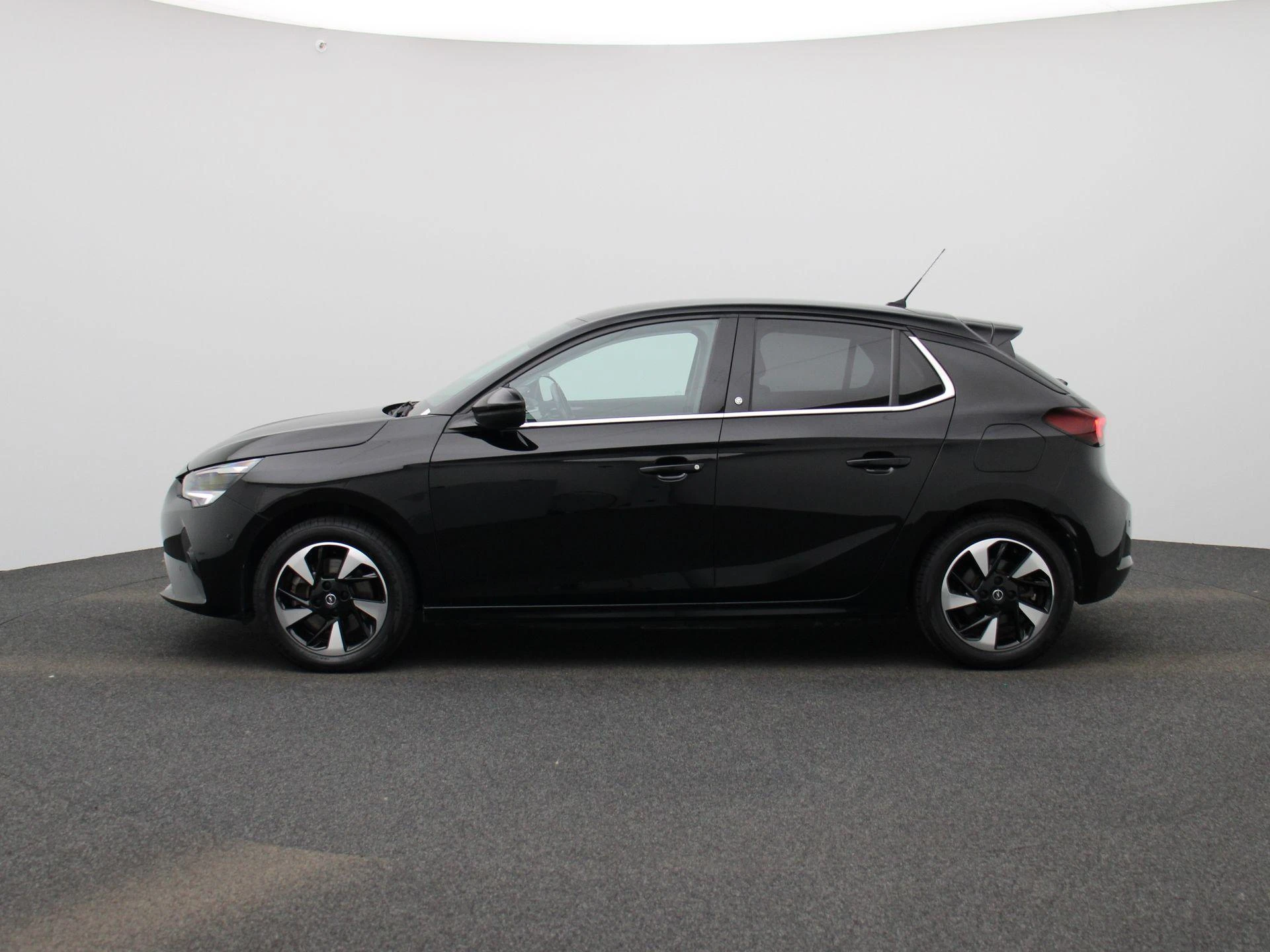 Opel-Corsa-e-image-3