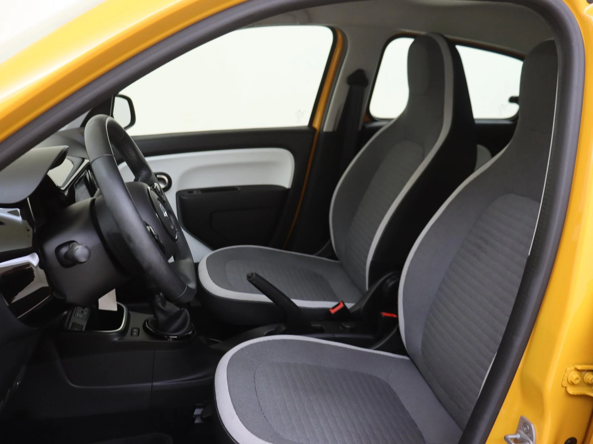 Renault-Twingo-image-14
