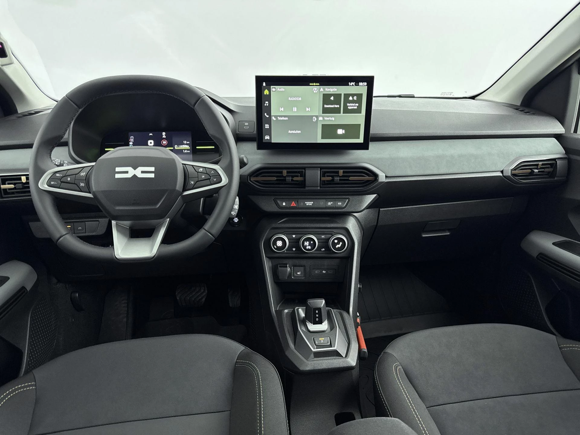 Dacia-Sandero Stepway-image-15