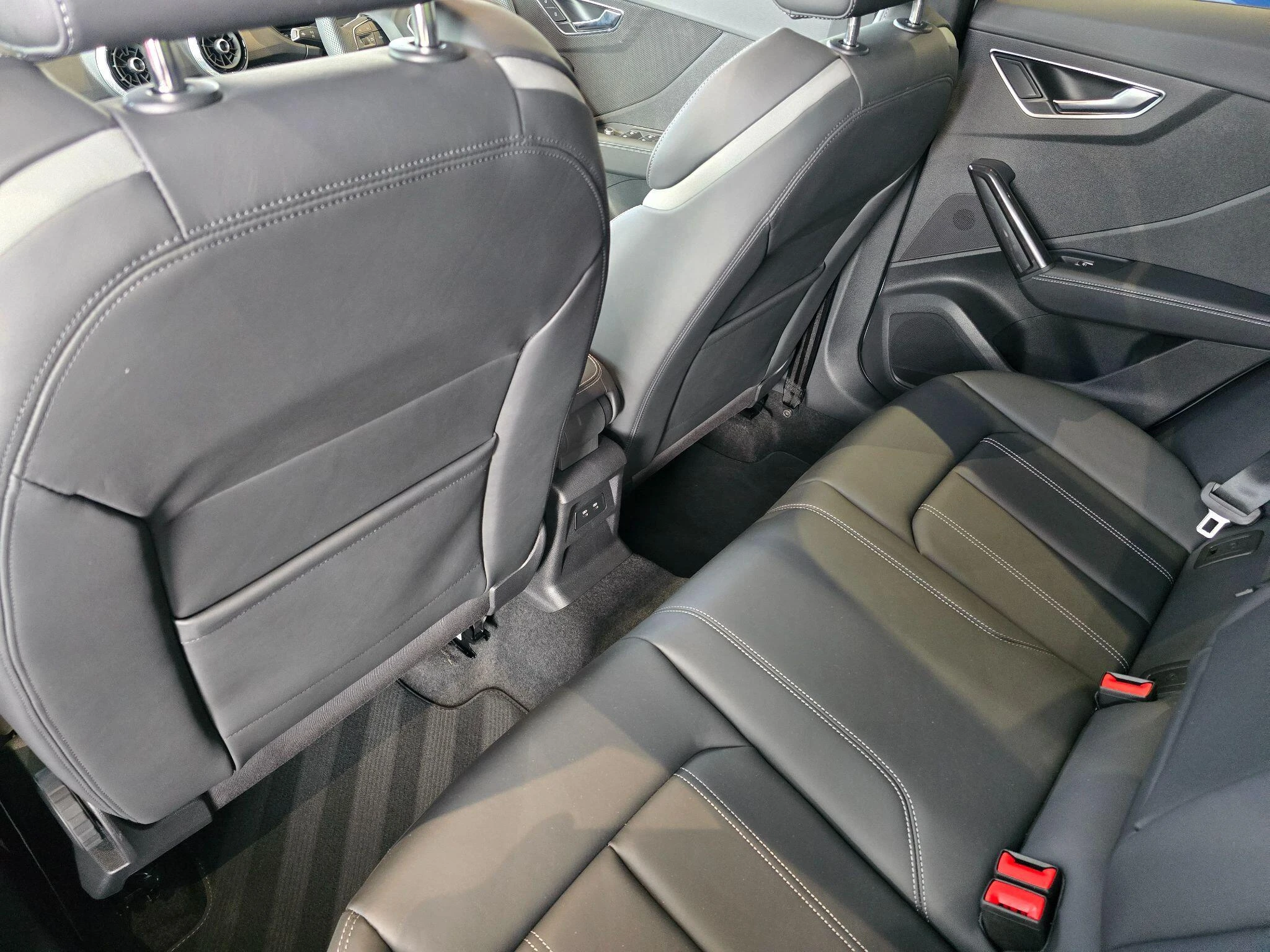 Audi-SQ2-image-13