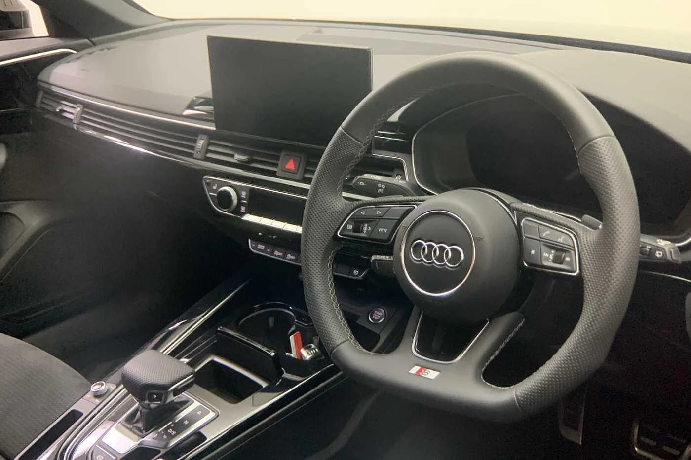 Audi-A4-image-5
