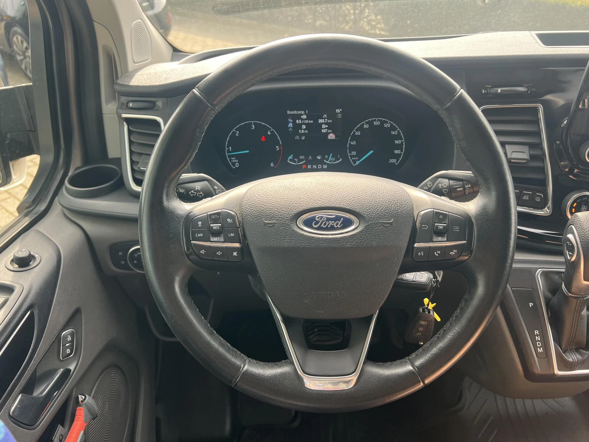 Ford-Transit Custom-image-17