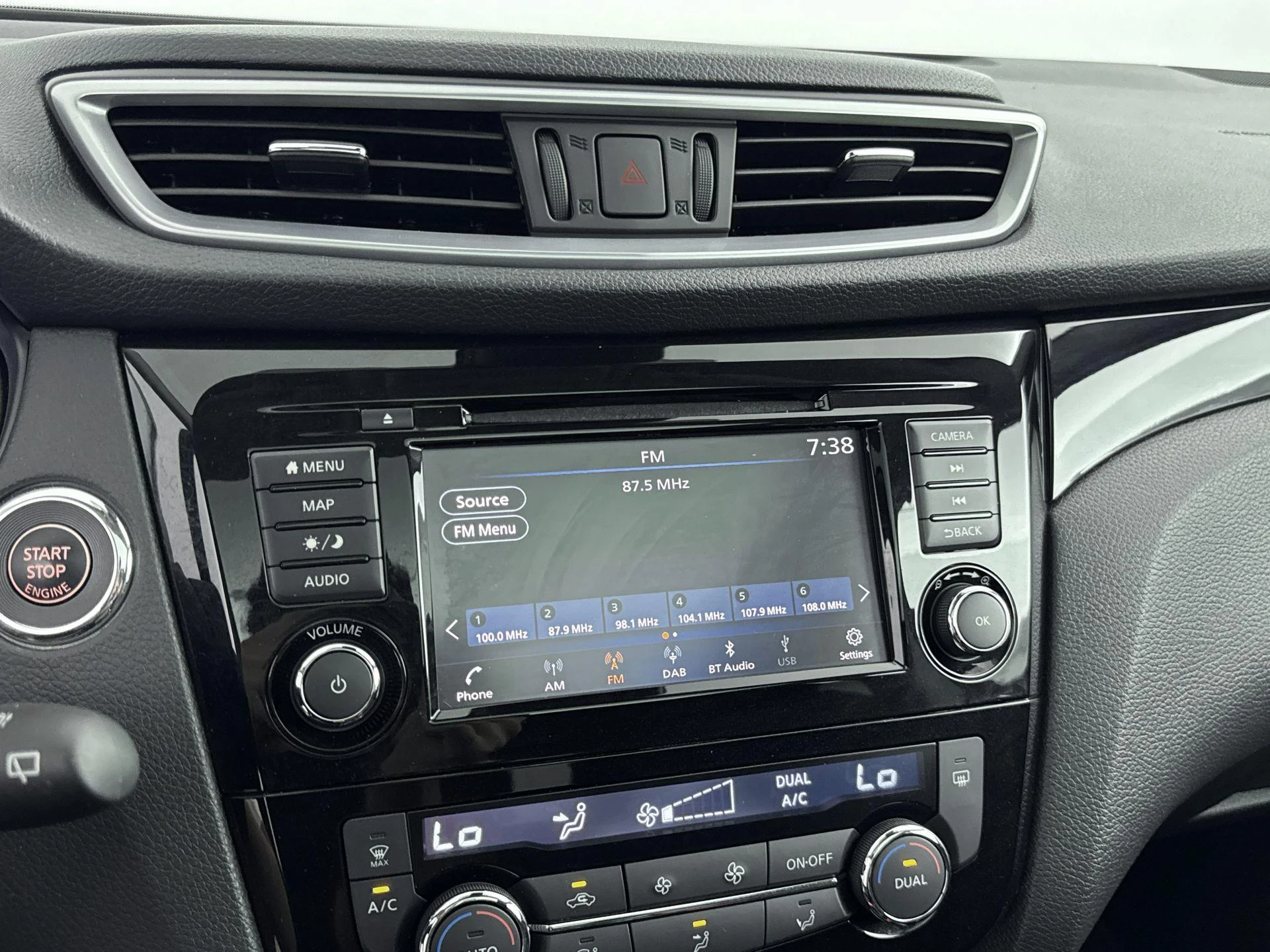 Nissan-QASHQAI-image-6