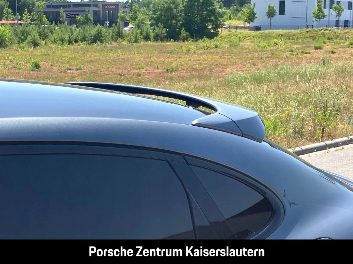 Porsche-Cayenne-image-17