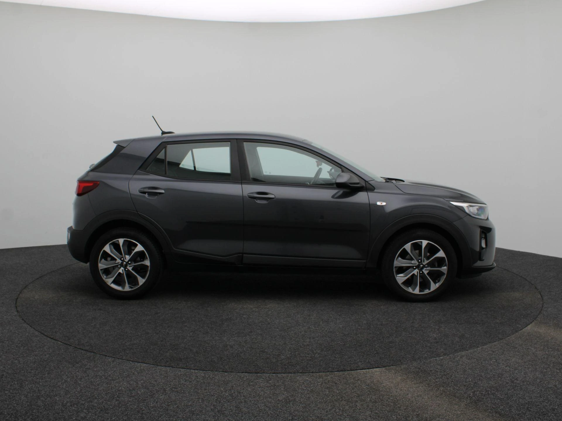 Kia-Stonic-image-7