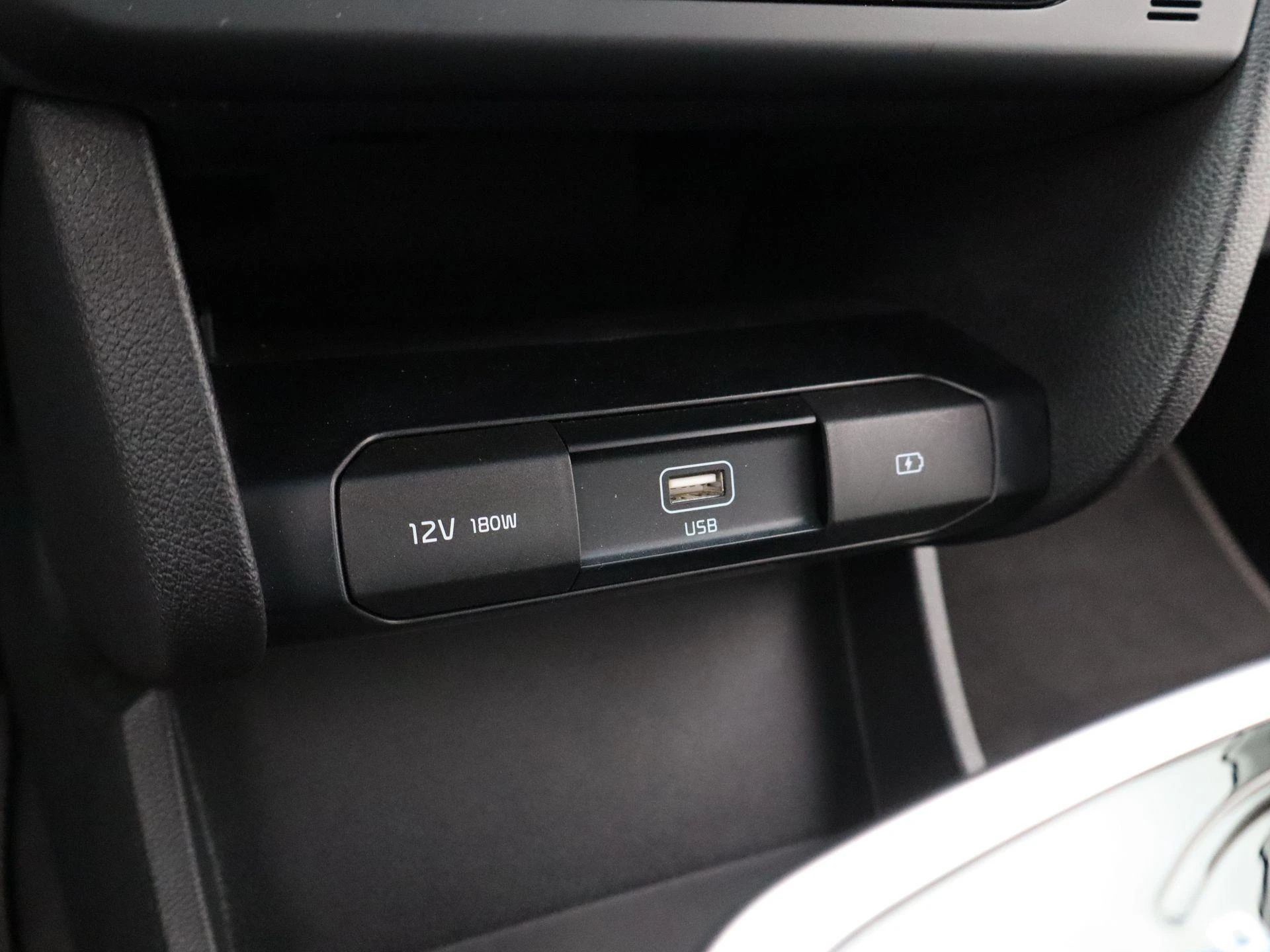 Kia-e-Niro-image-22