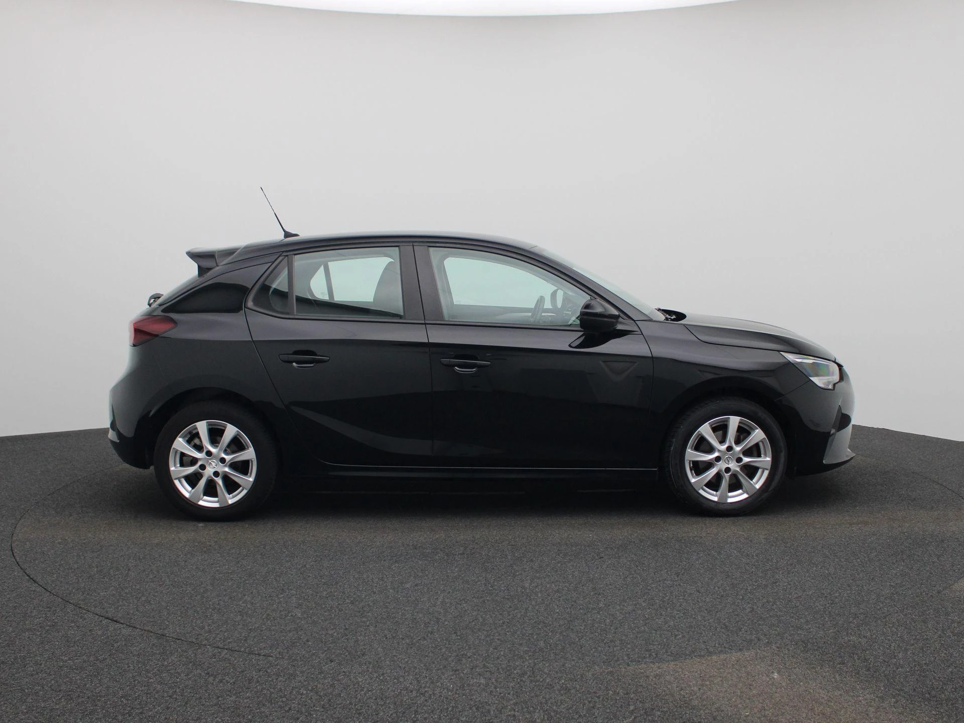 Opel-Corsa-image-7