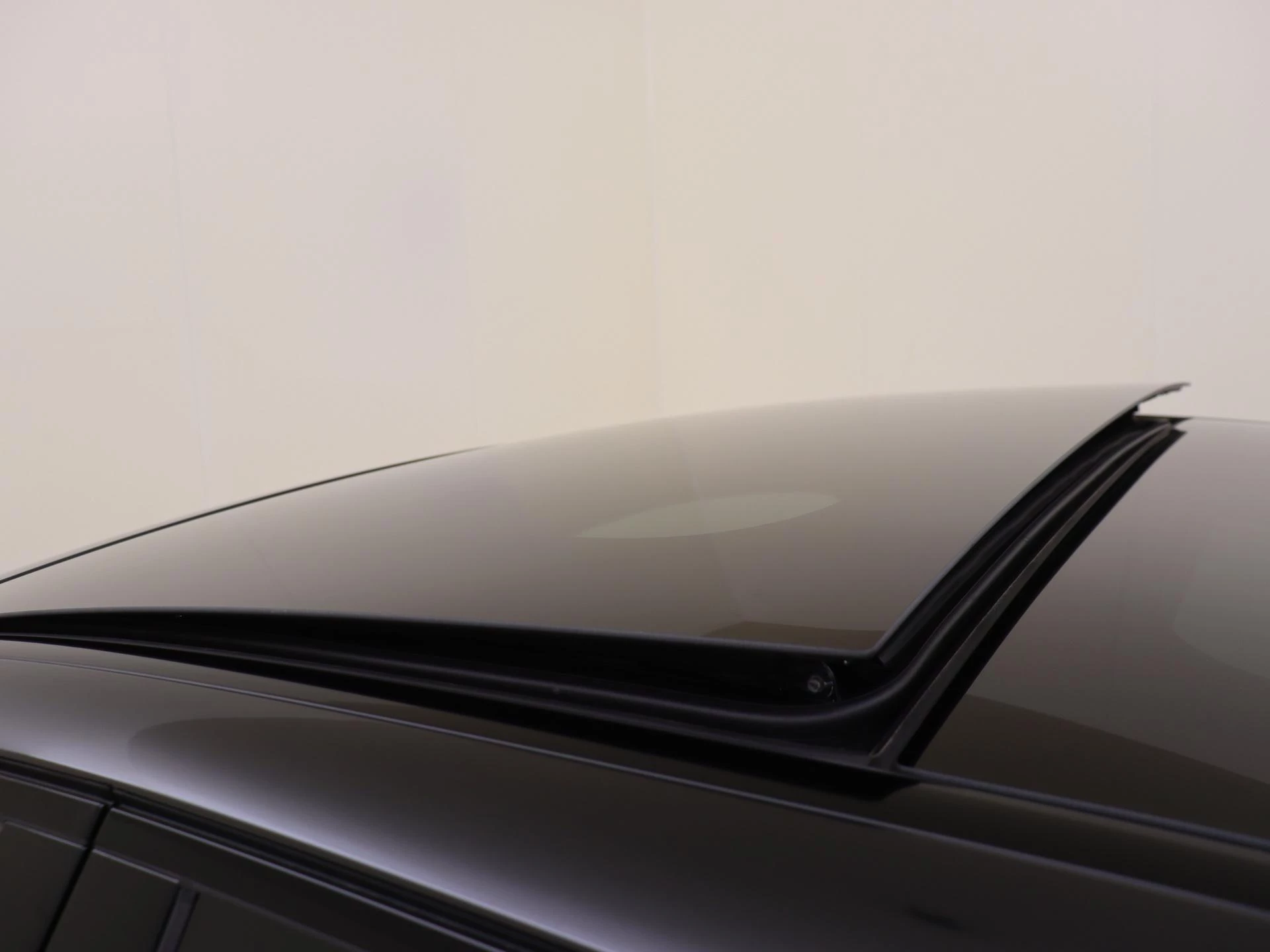 Mercedes-Benz-E-Klasse-image-26