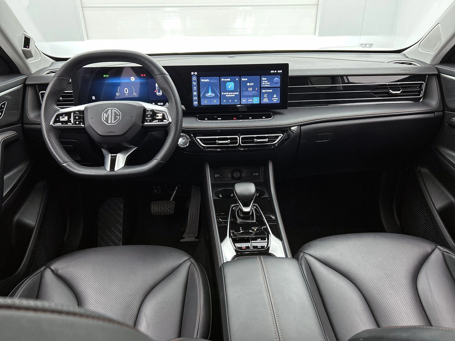 MG HS 1.5 Luxury Aut. Luxury