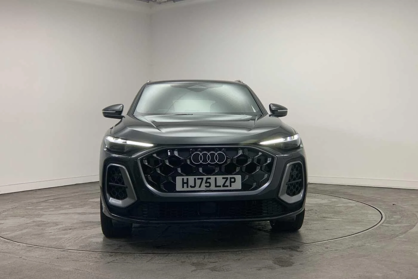Audi-Q5-image-6