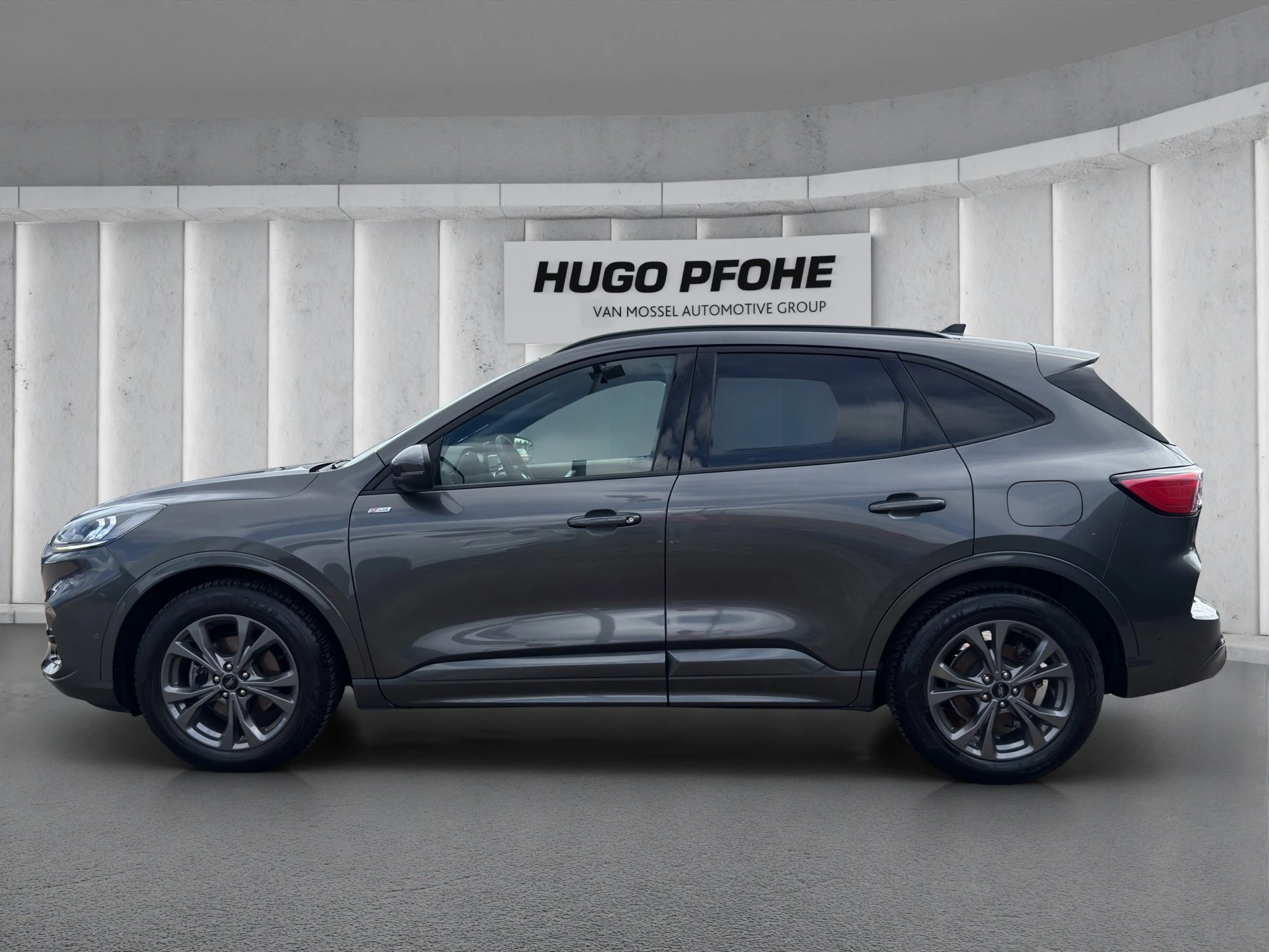 Ford Kuga ST-Line X*PANO*AHK*KAM*ACC*NAVI*SOUND-SYS.