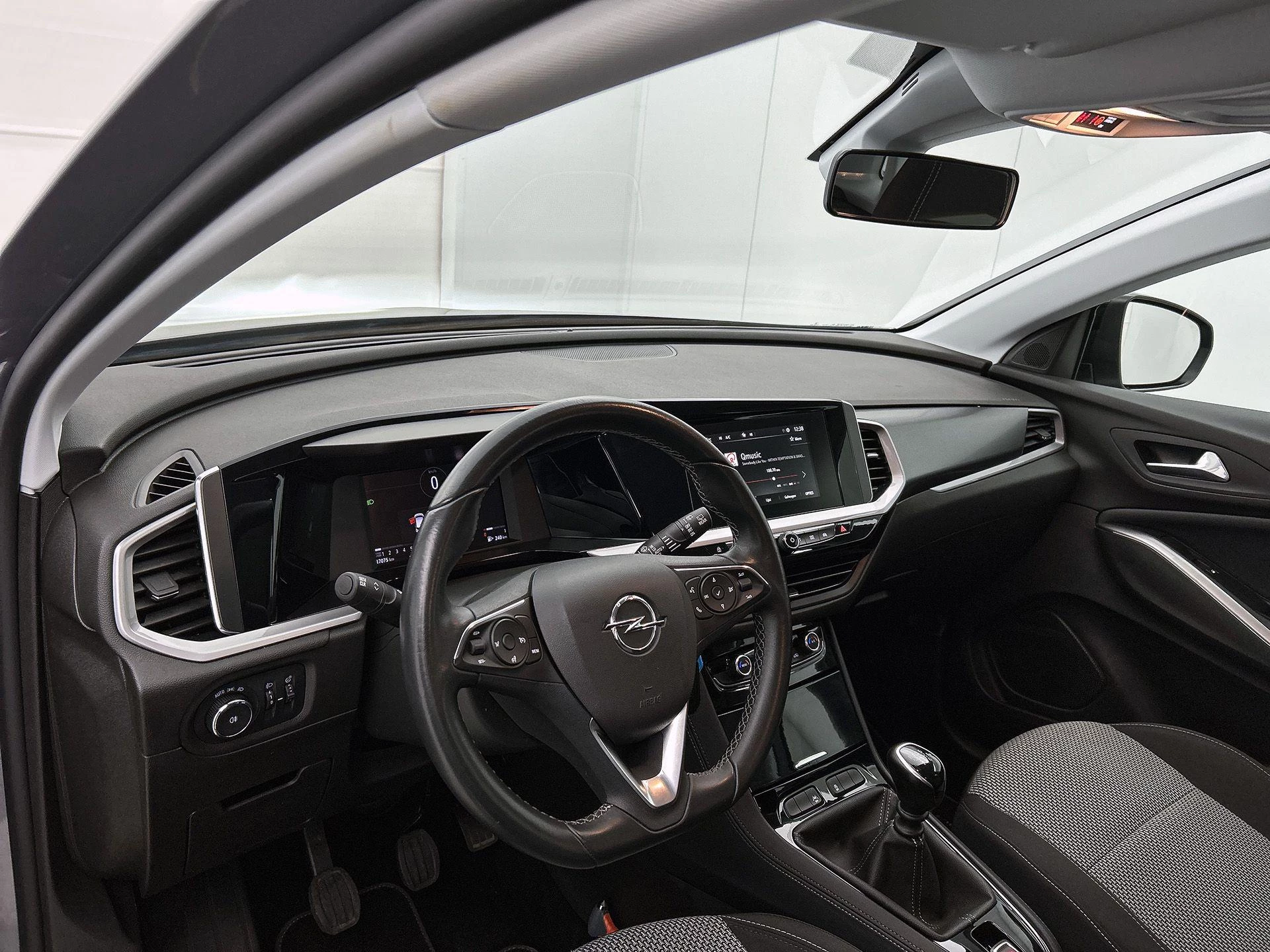 Opel-Grandland-image-7