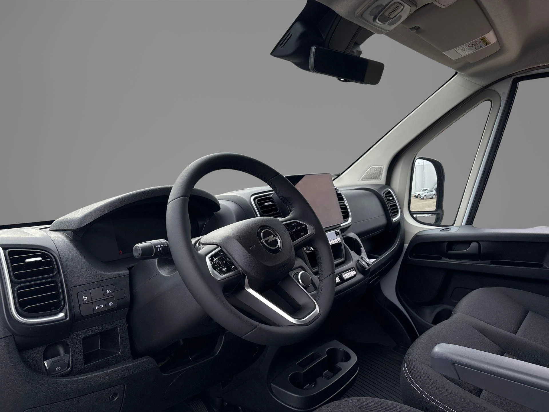 Opel-Movano-e-image-12