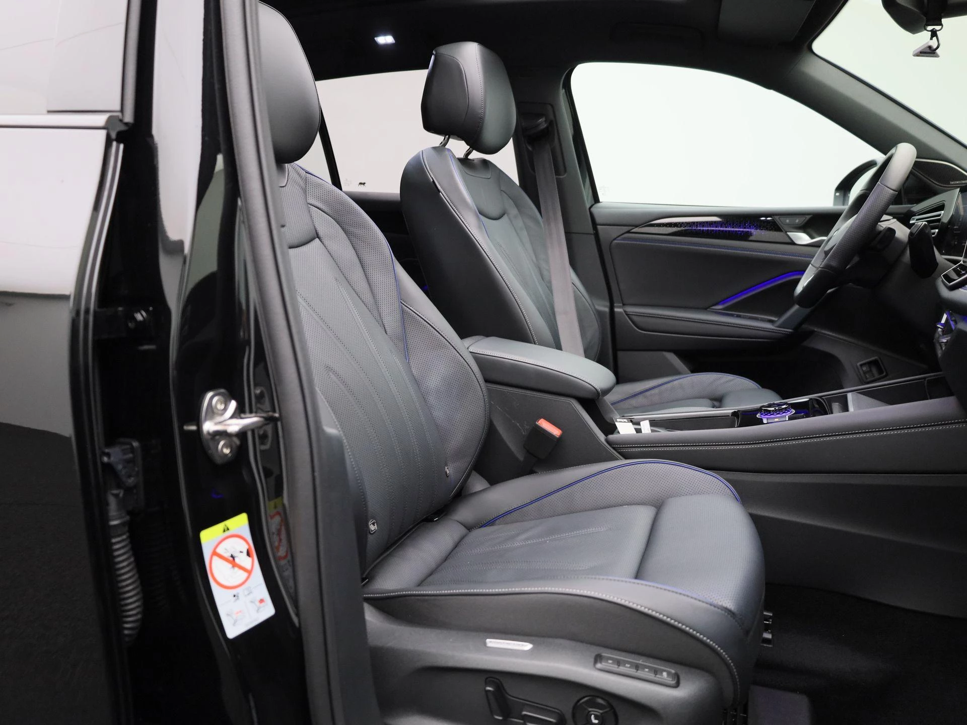 Volkswagen-Tiguan-image-39