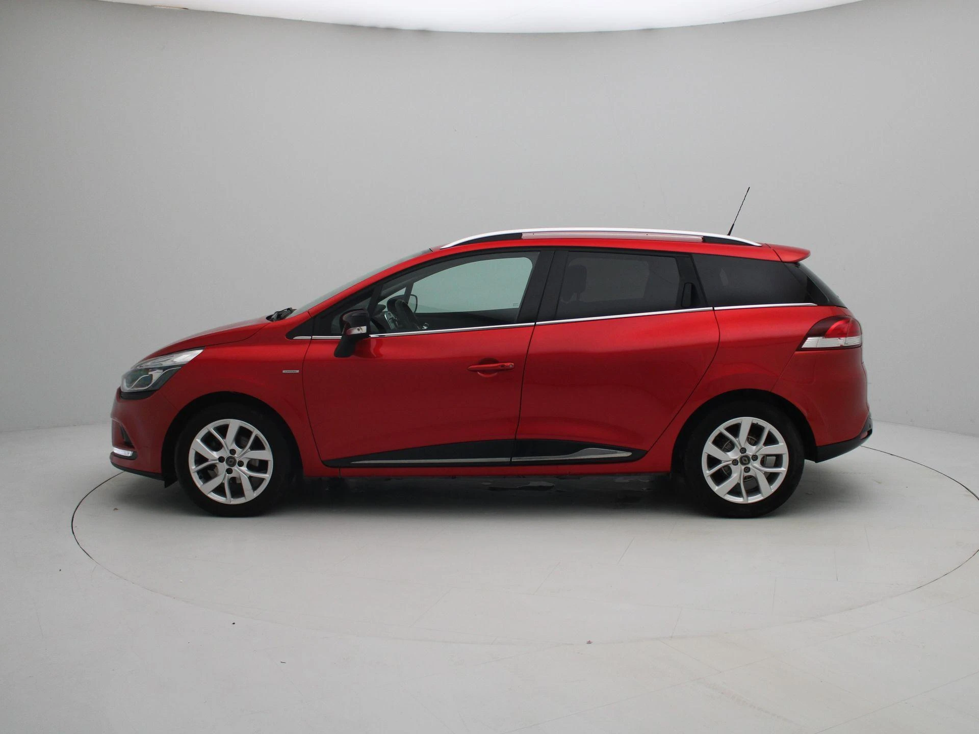 Renault-Clio-image-3