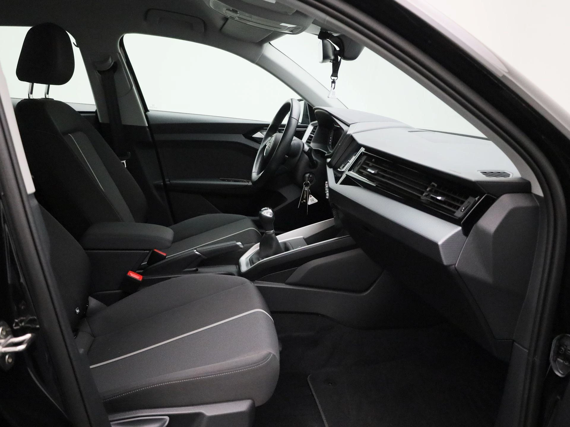 Audi-A1 Sportback-image-27