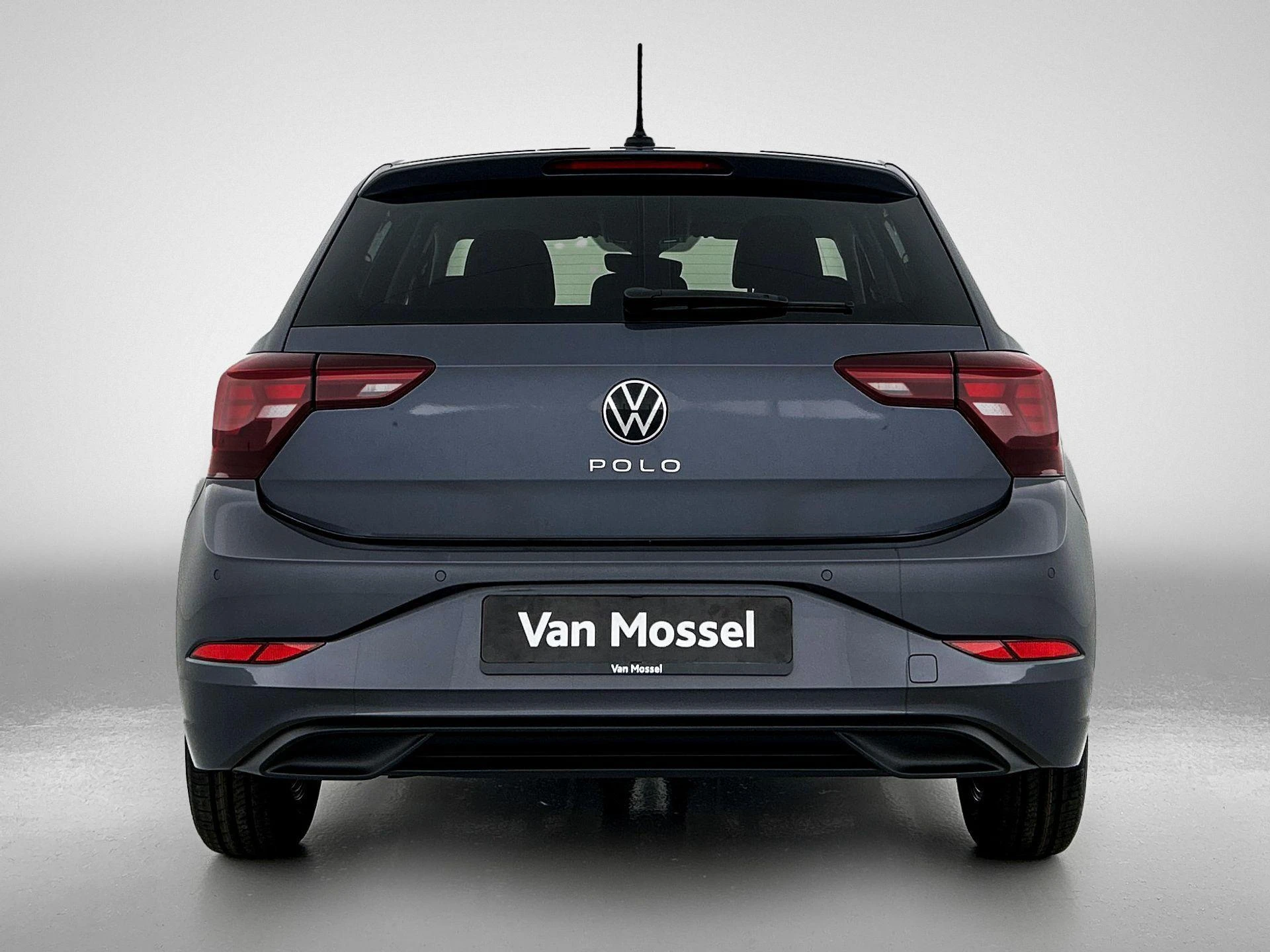 Volkswagen-Polo-image-2