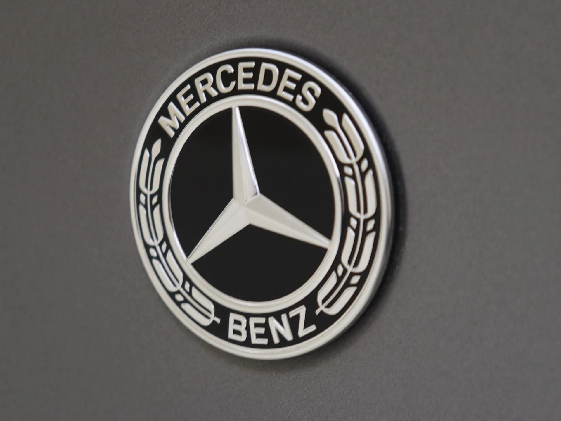 Mercedes-Benz-CLA-image-25