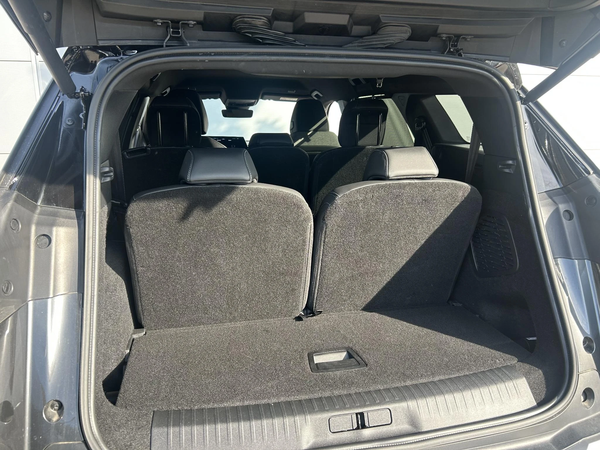 Peugeot-5008-image-19