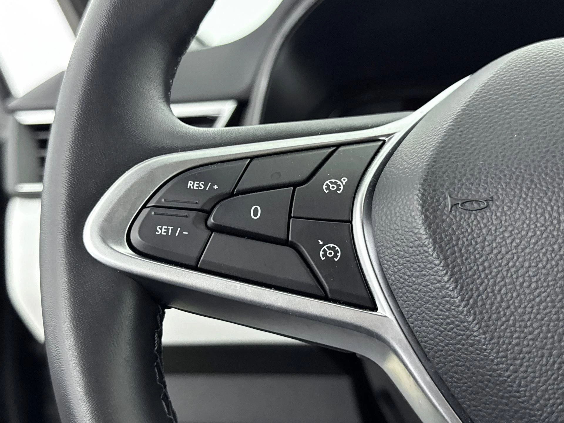 Renault Clio 1.6 E-Tech Hybrid 145Pk Automaat Techno