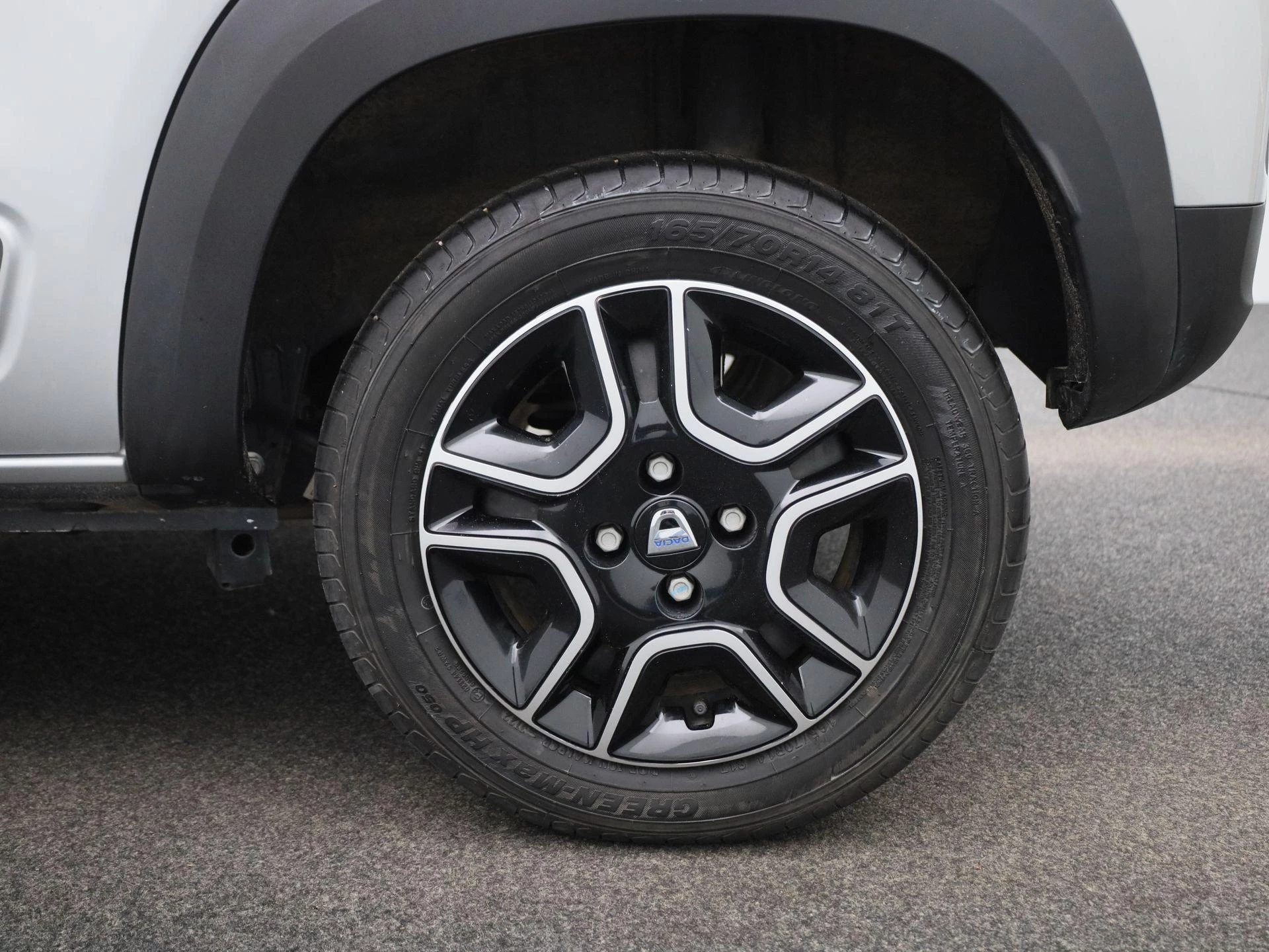 Dacia-Spring-image-12