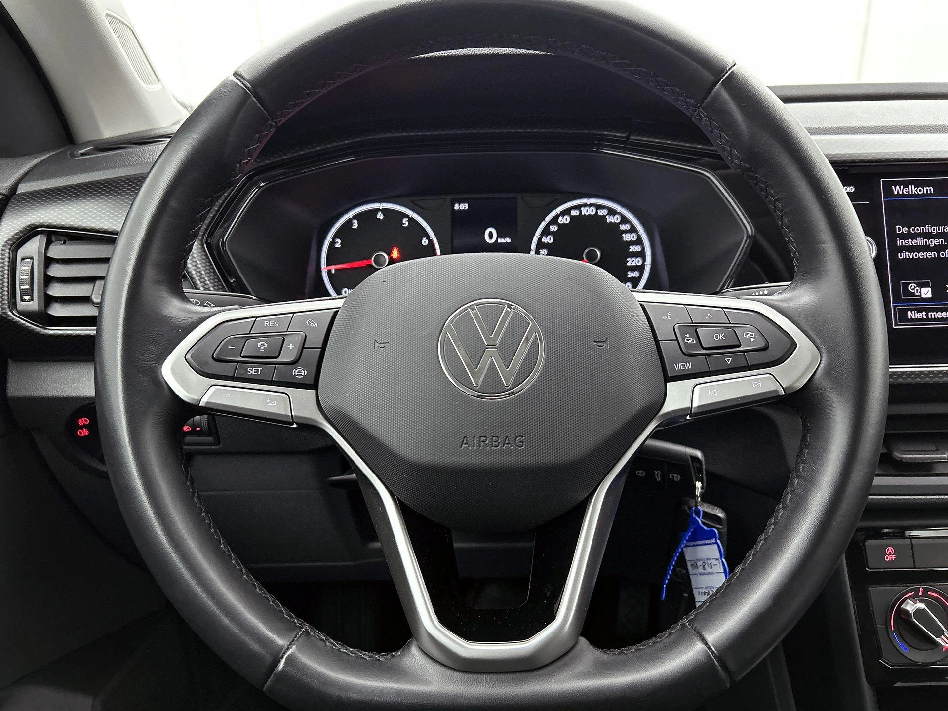 Volkswagen-T-Cross-image-28