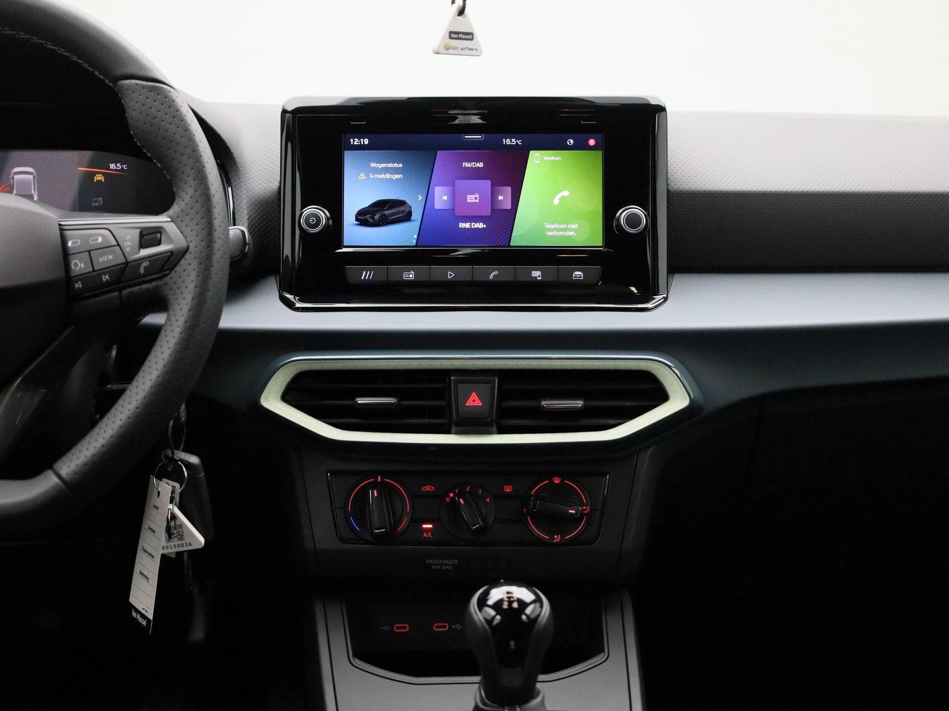 SEAT-Ibiza-image-11