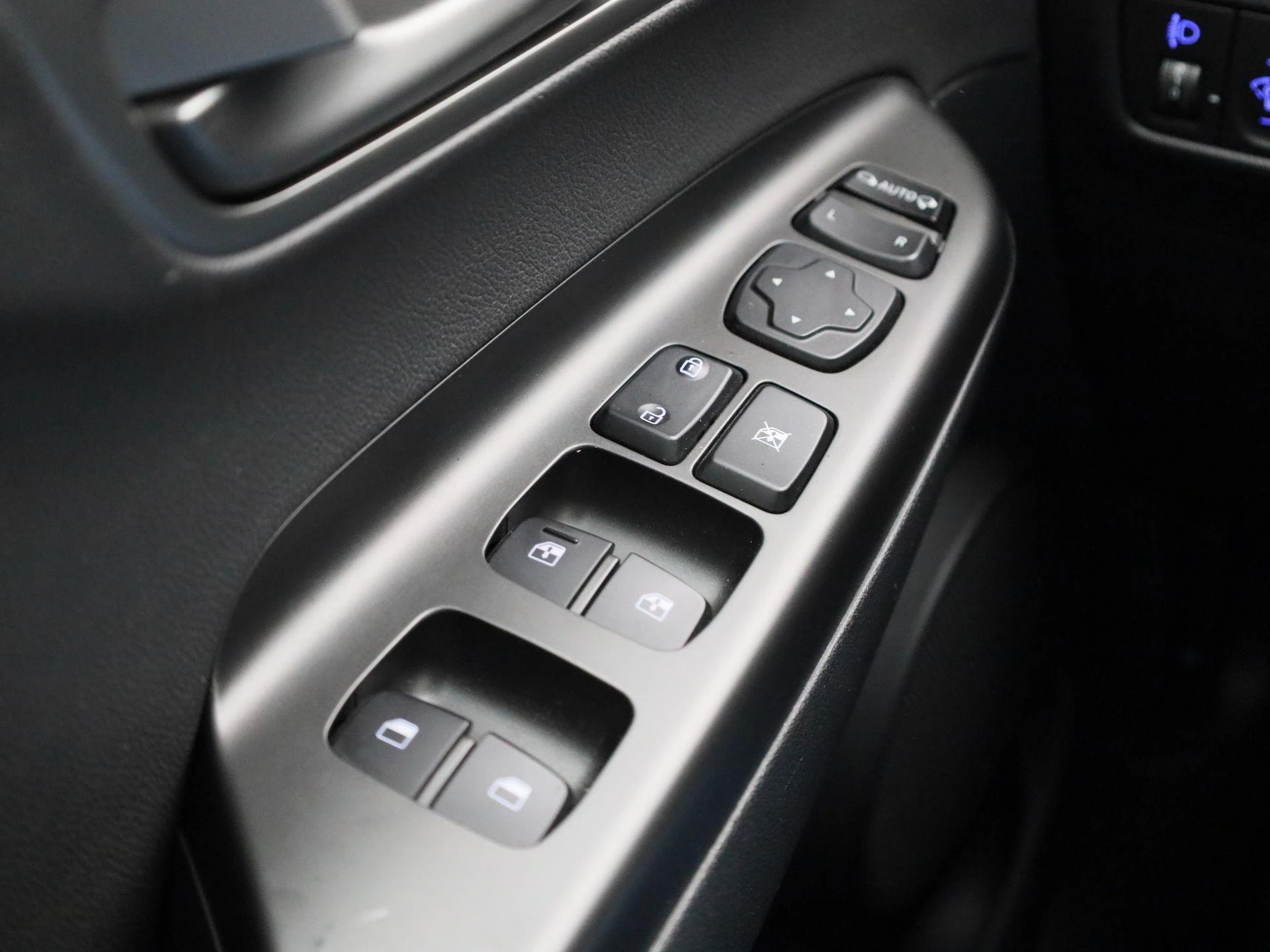 Hyundai-Kona-image-31