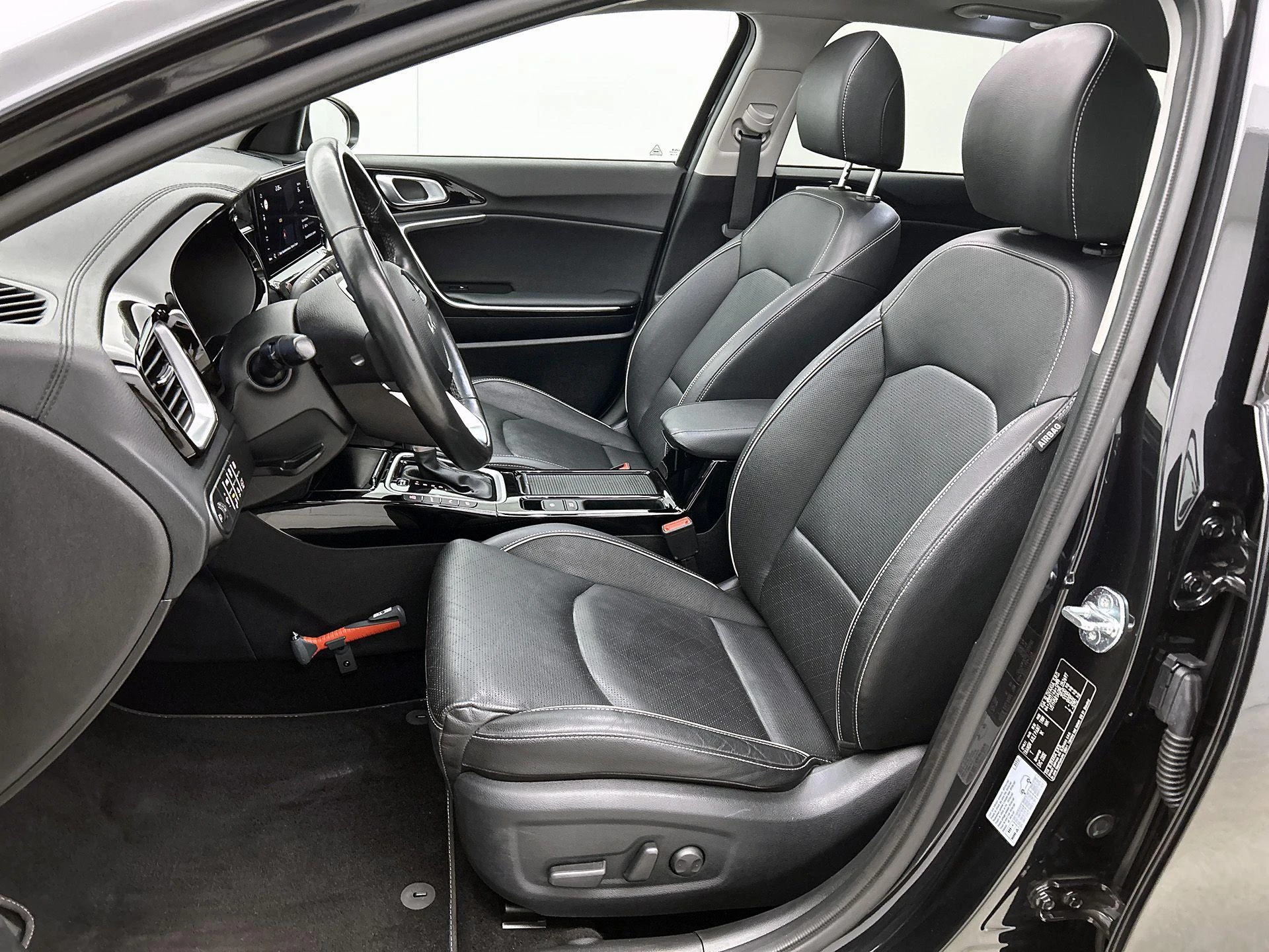 Kia-Ceed Sportswagon-image-46