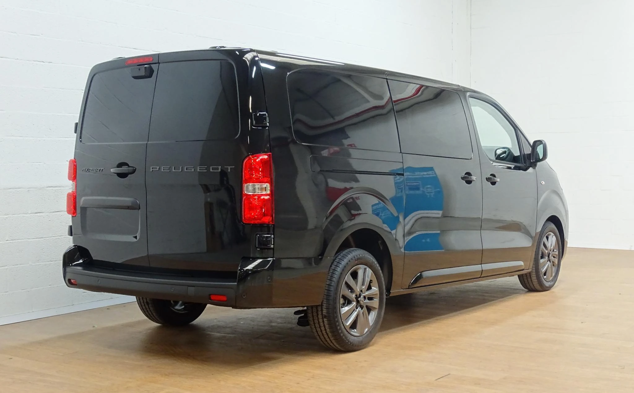 Peugeot-Expert-image-3