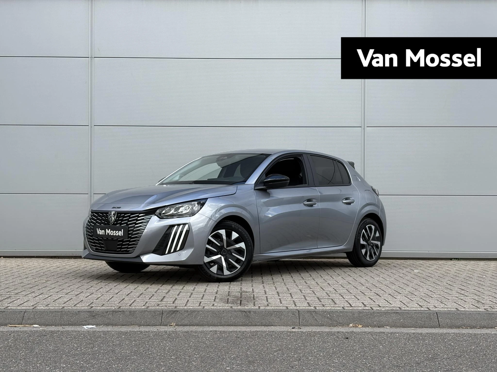 Peugeot-208-image-0