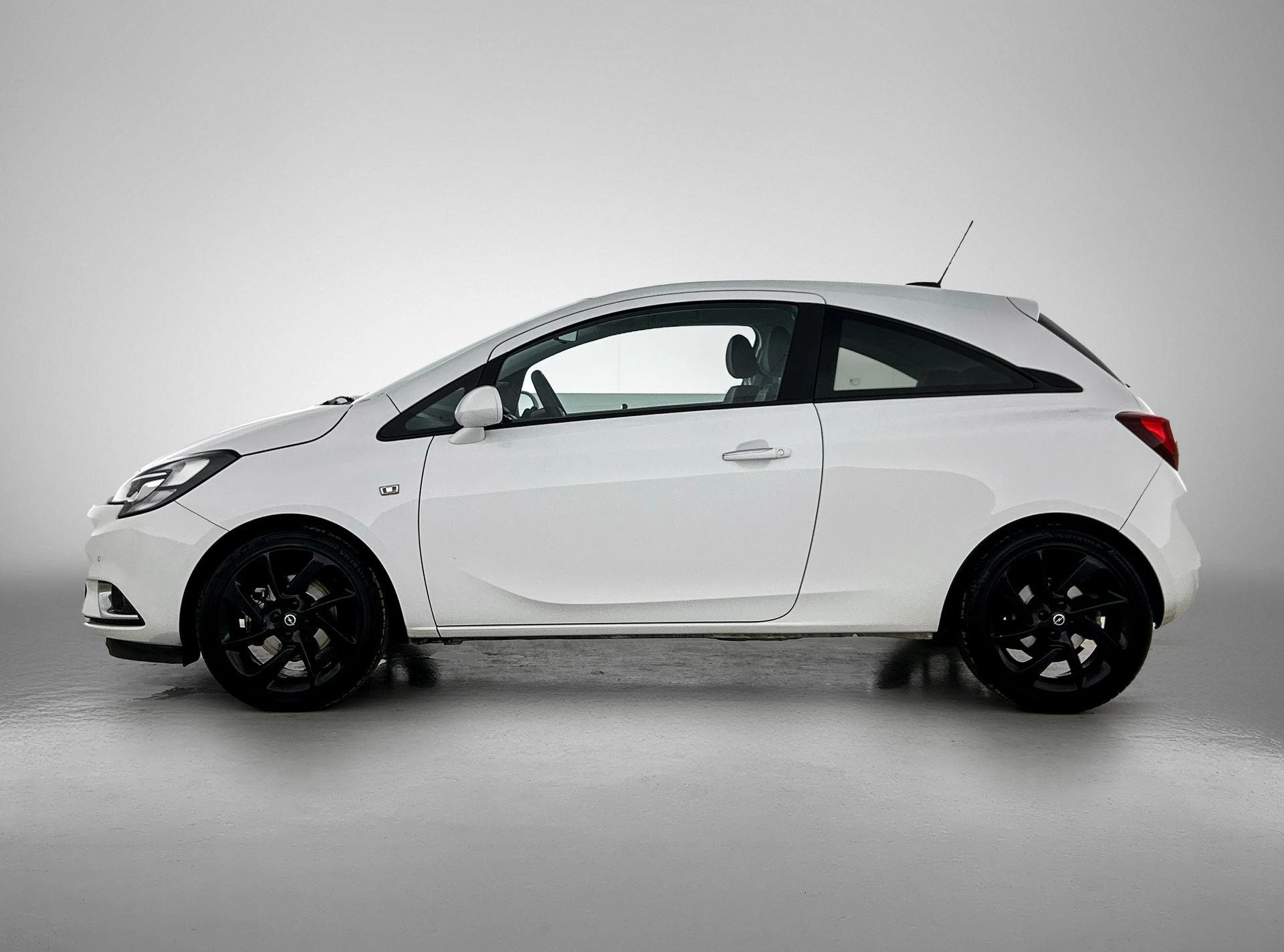 Opel-Corsa-image-1