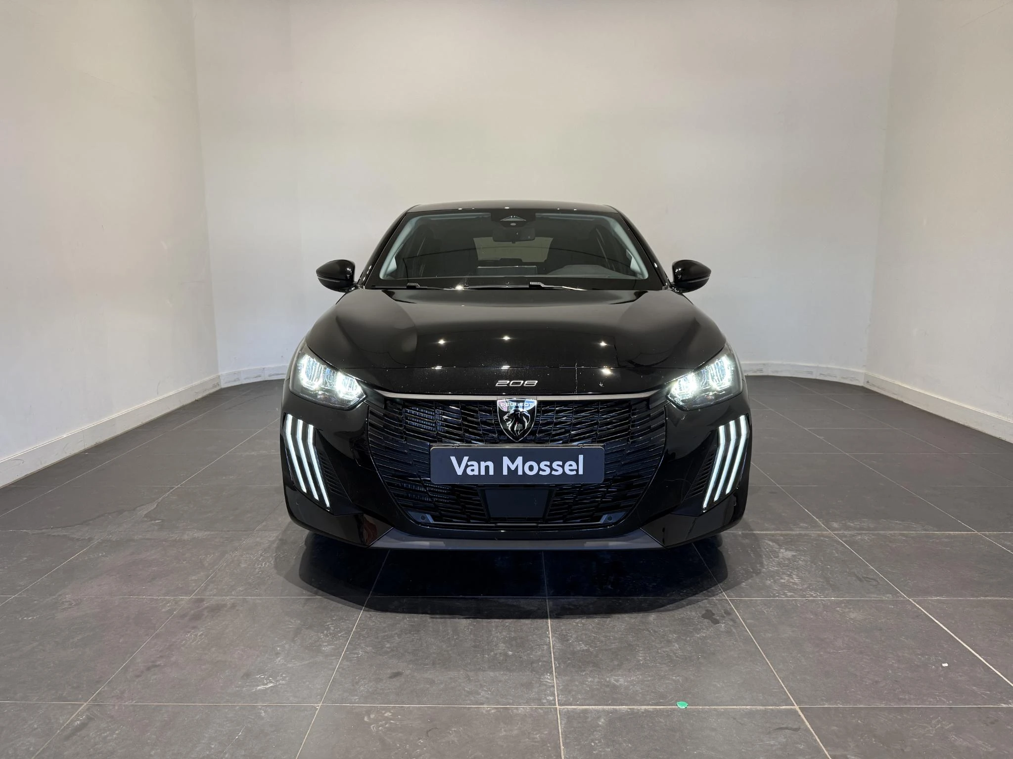 Peugeot 208 1.2 Hybrid 110 e-DCS6 Business