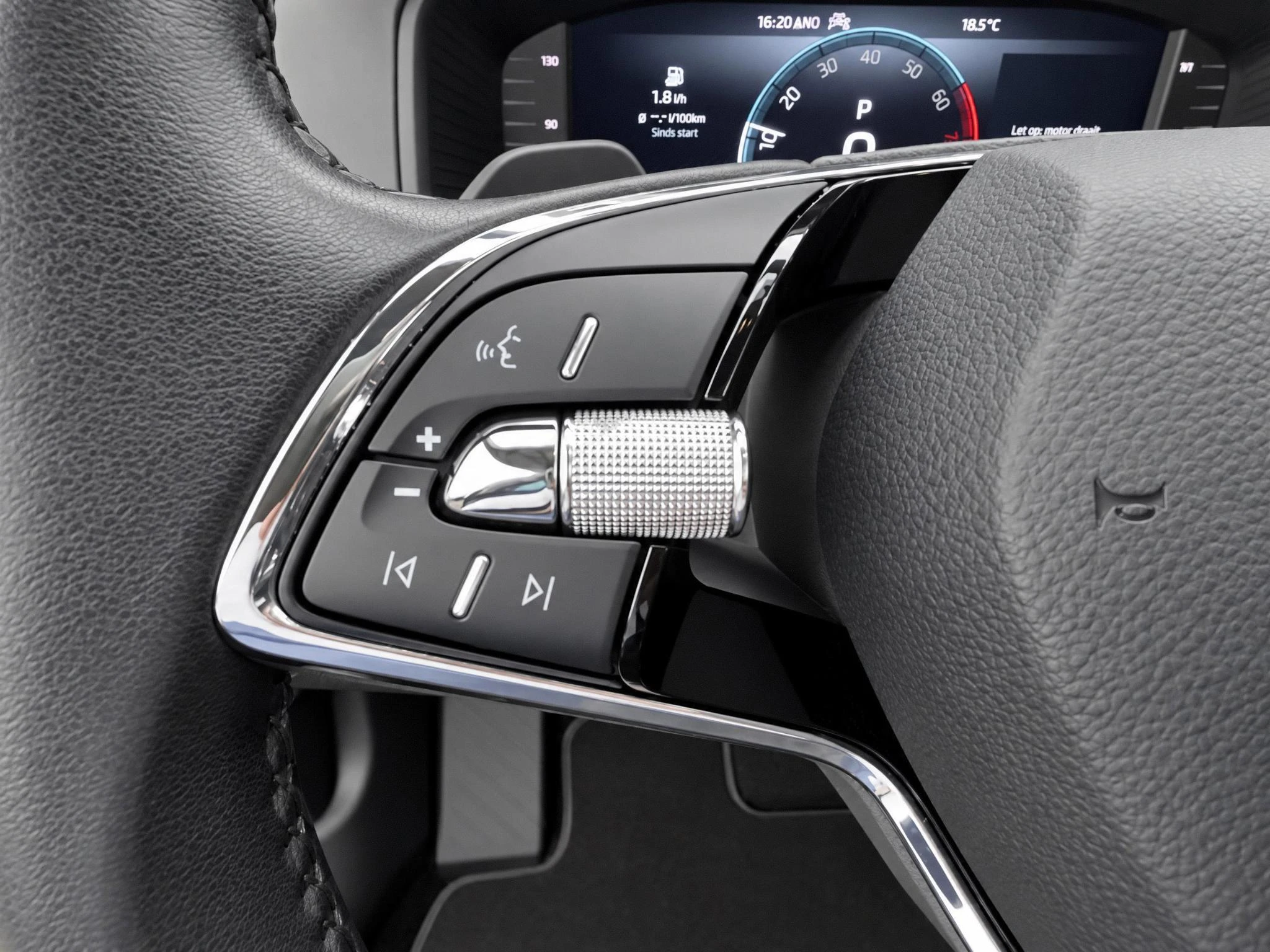 Škoda-Karoq-image-13