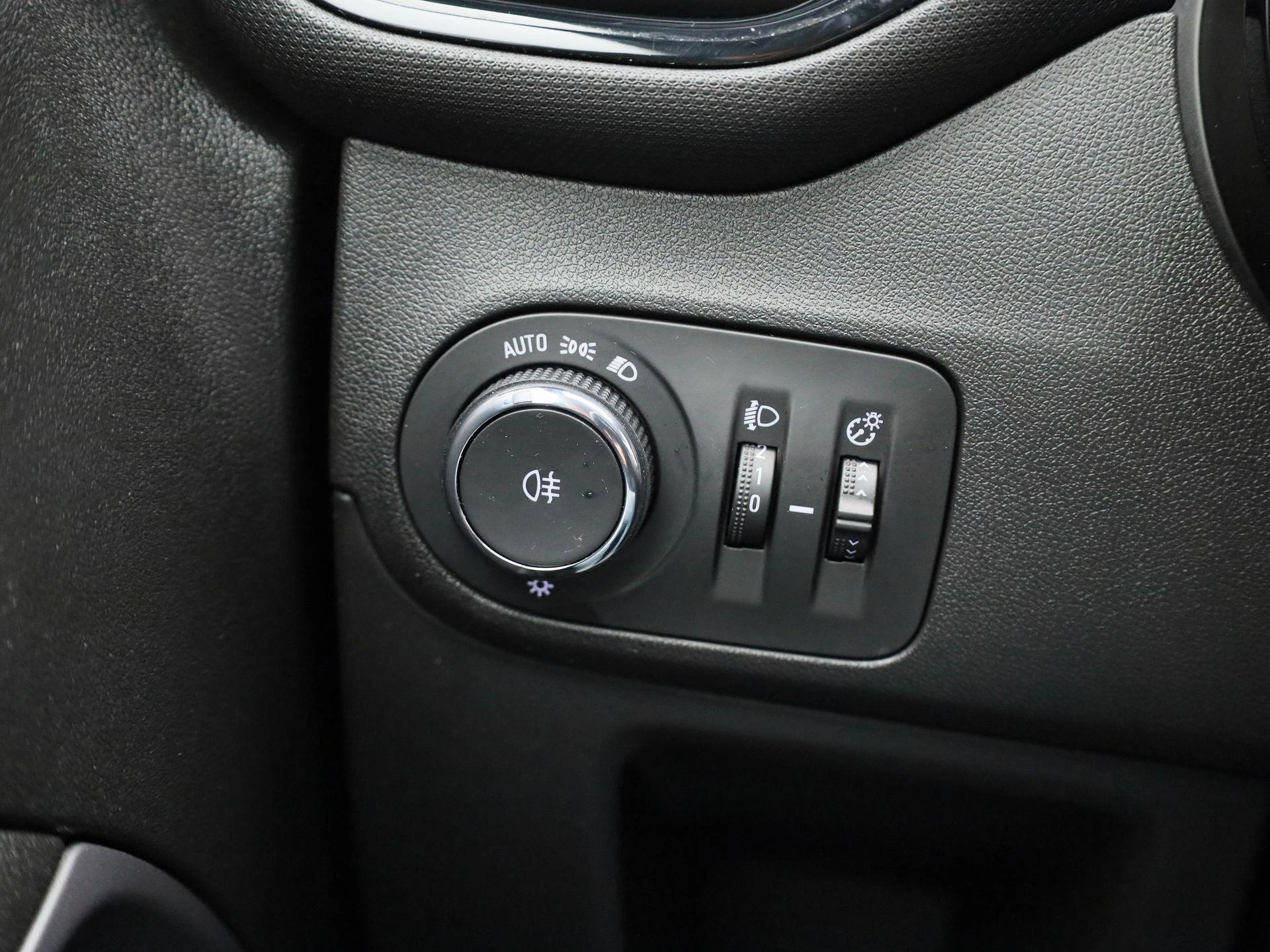 Opel-Crossland X-image-20
