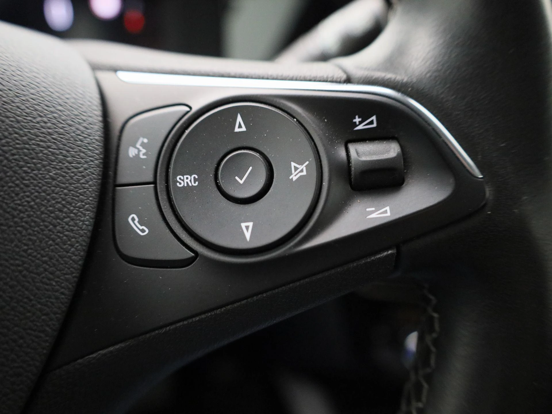 Opel-Mokka-e-image-18