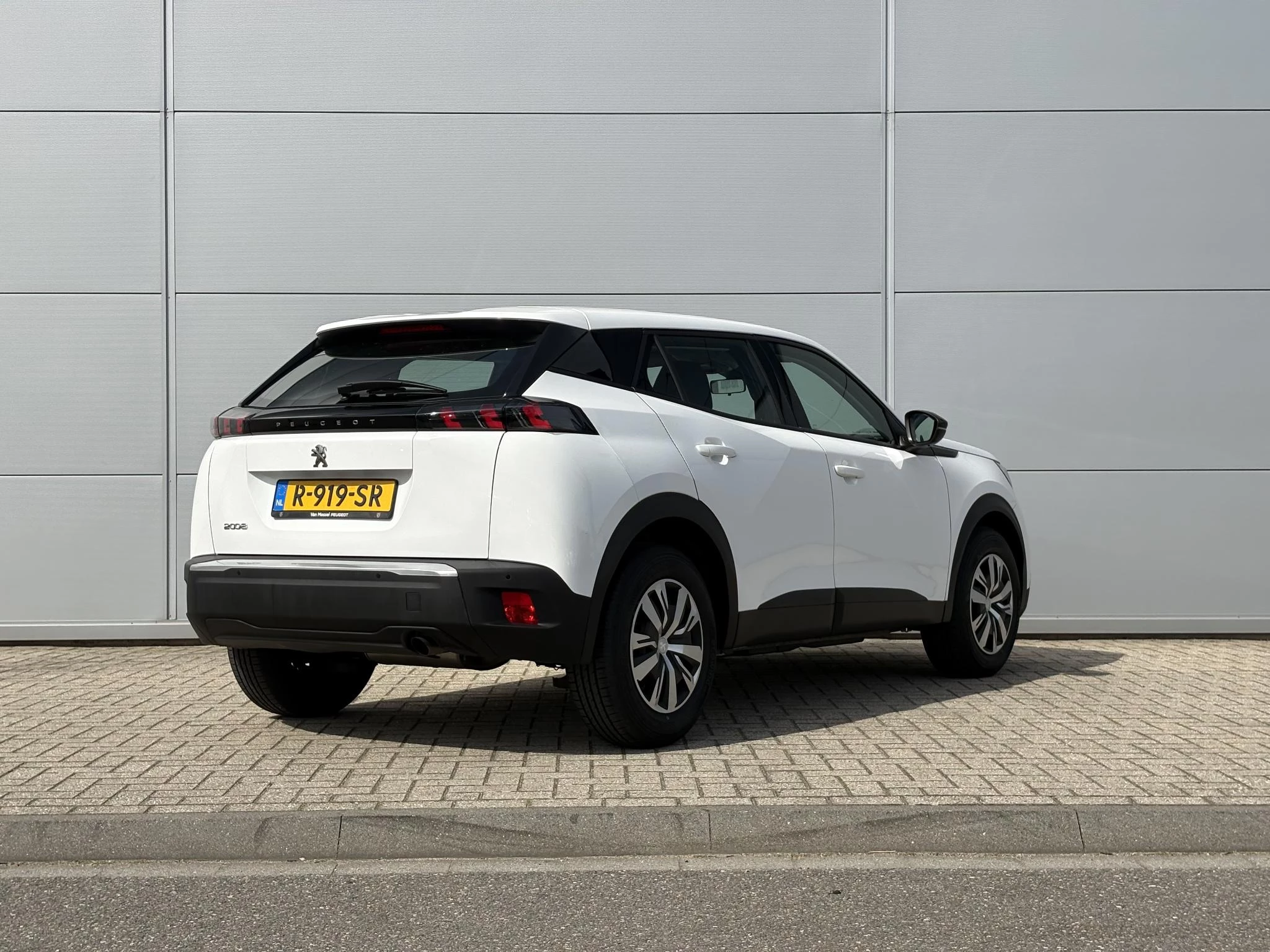 Peugeot-2008-image-5