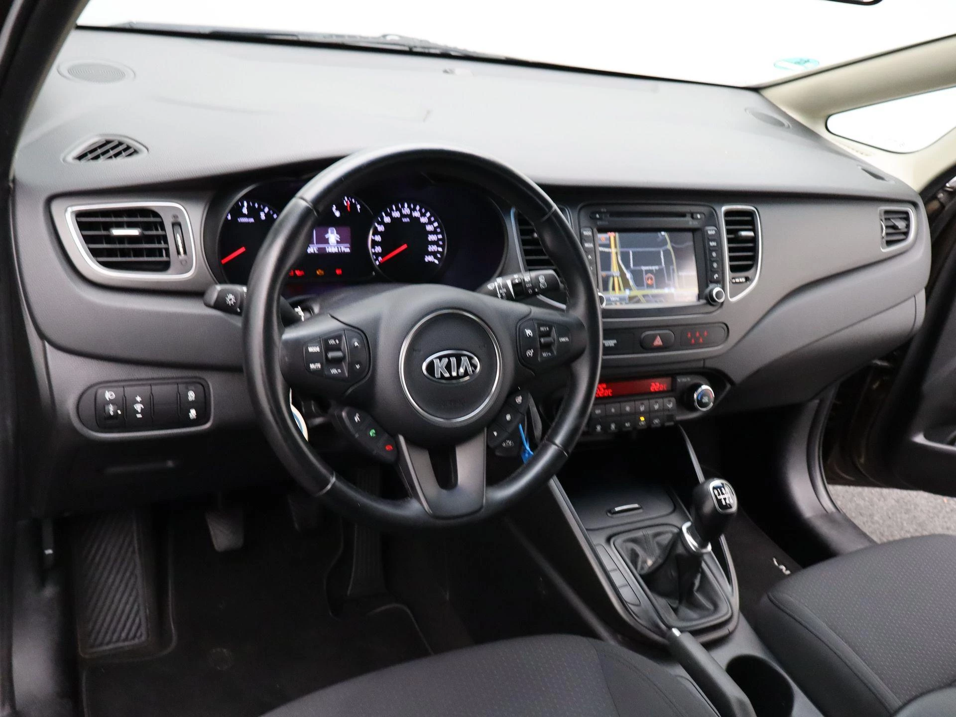 Kia Carens 1.6 GDi First Edition