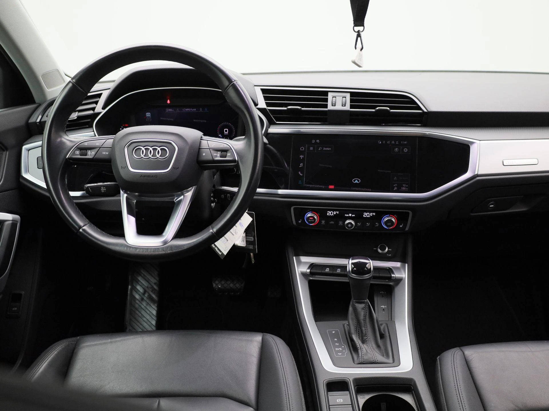 Audi-Q3-image-6