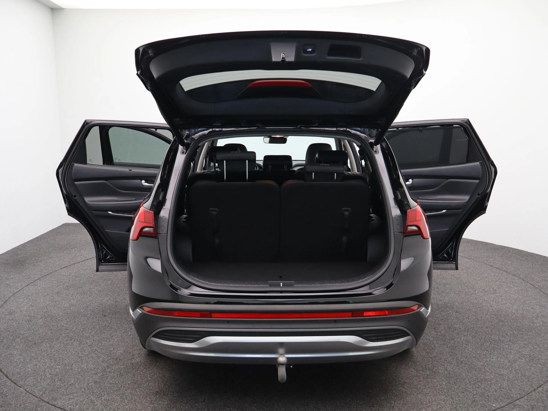 Hyundai-Santa Fe-image-12