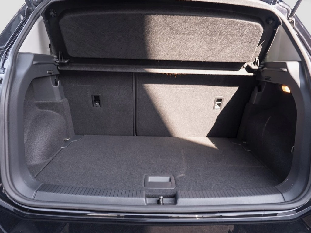 Volkswagen T-Cross 1,0 TSI Style,AHK,LED,Navi,App-Connect ALU 17",Kamera,Climaronic